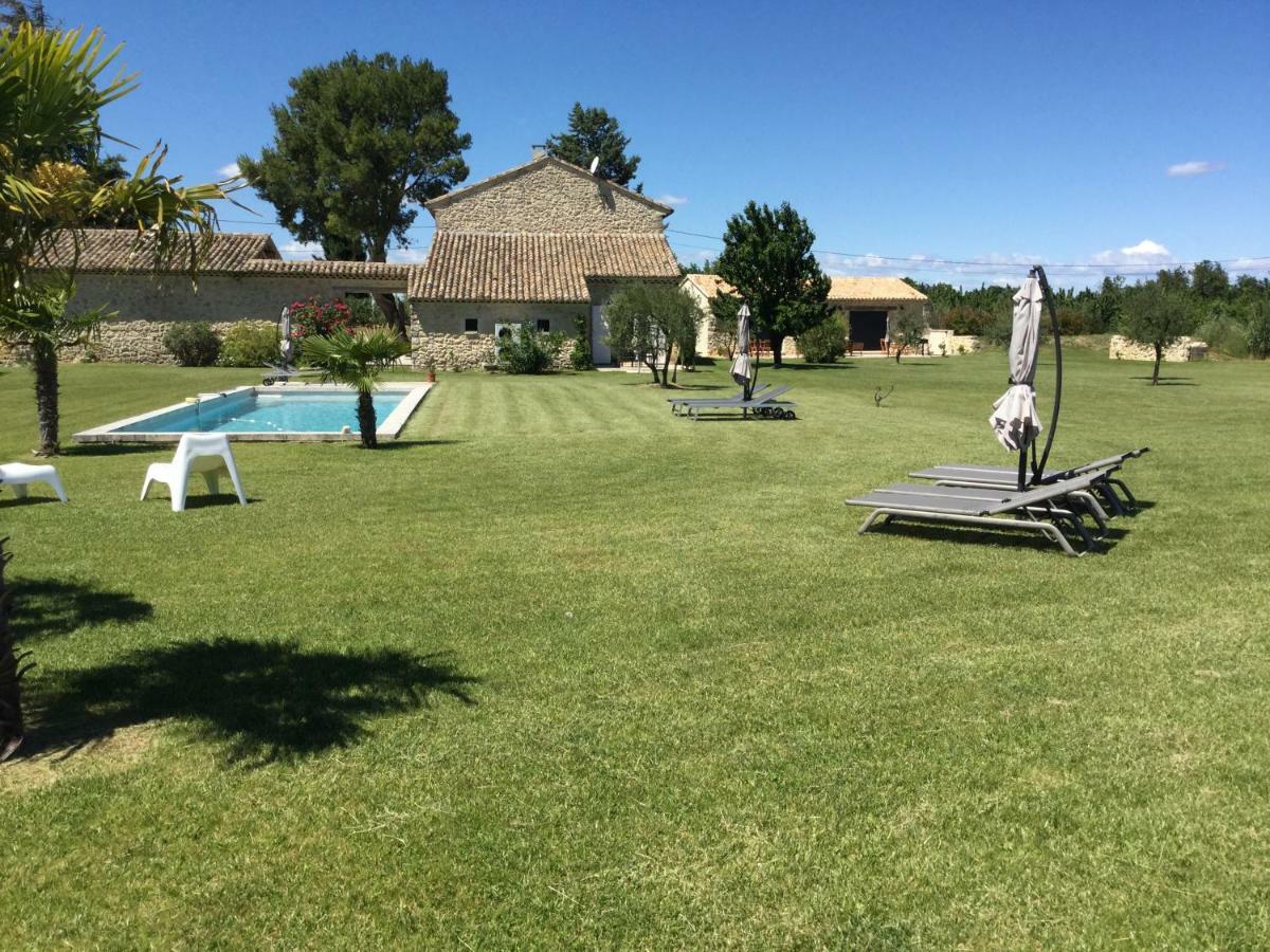 Gites Dans Mas En Pierres Robion en Luberon Eksteriør billede